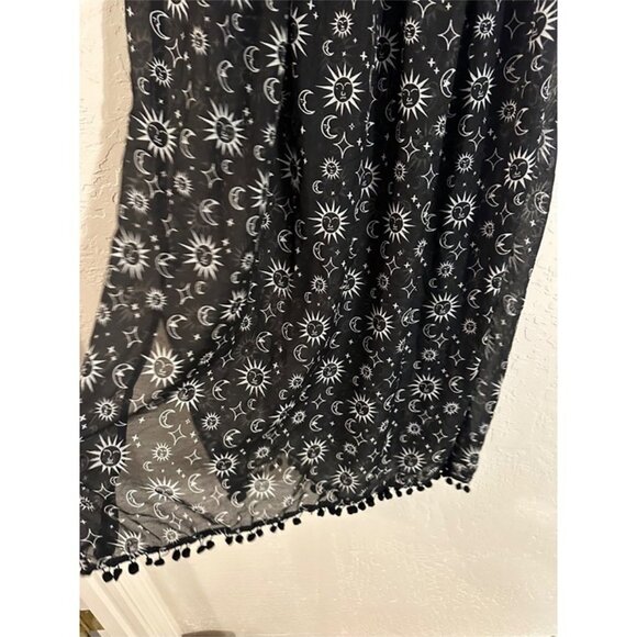 Cyn & Luca 90’s Black & White Celestial Whimsygoth Sun & Moon Witchy Dress - Picture 3 of 10
